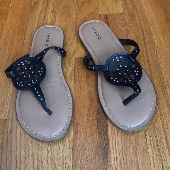Torrid 8WW slides. Only worn a few times. - Picture 1 of 2